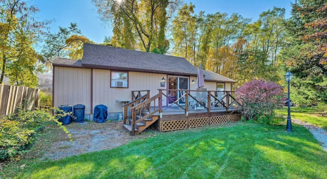 Коттедж Walk to Beach! Bolton Landing Cottage w/ Deck