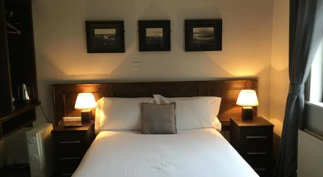 Двухместный номер Standard The Midway Bar & Guesthouse