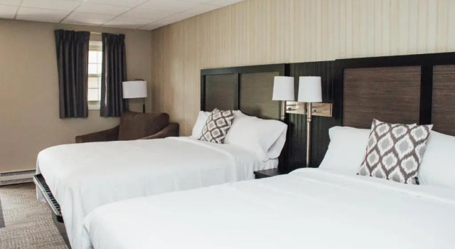 Номер Standard Country Squire Inn and Suites