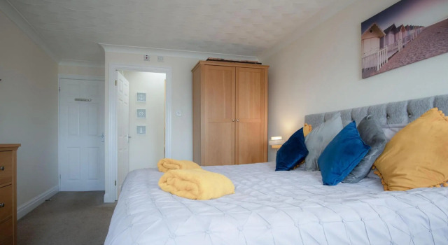 North Beach Heights - 3 Bedroom Penthouse - Tenby, Забронировать Апартаменты/квартира Тенби 