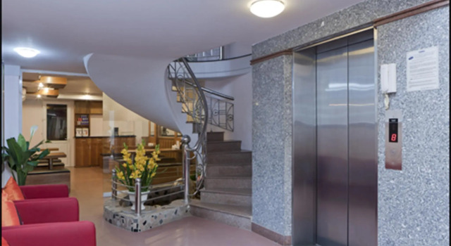 Urban Alley Hotel