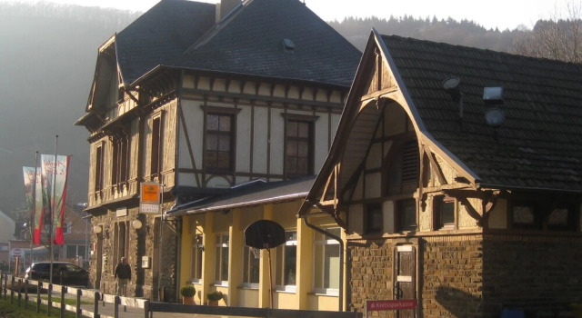 Hotel zur Post 3 Sterne superior, 预订 酒店 阿尔特纳尔 Ahrtal