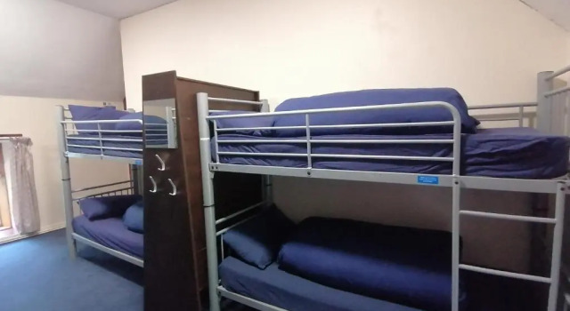 Кровать в общем номере (мужской номер) Ratagan Youth Hostel