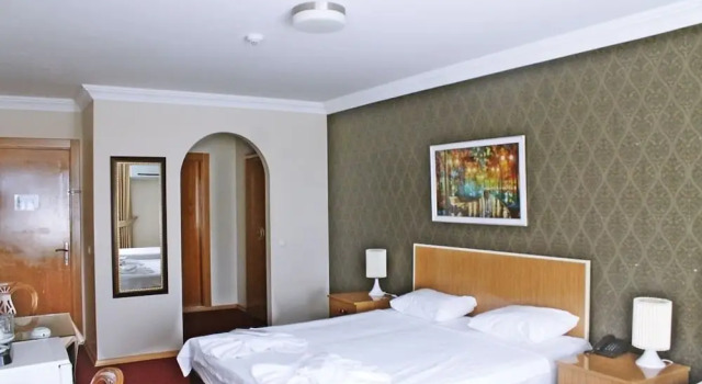 Oz Cinar Hotel