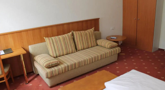 Семейный номер Standard Traveller Hotel