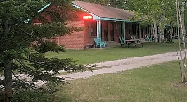 Номер Deluxe Historic Birch Lodge and Motel
