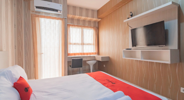 Люкс RedLiving Apartemen Mekarwangi Square - Agus 1 Tower A