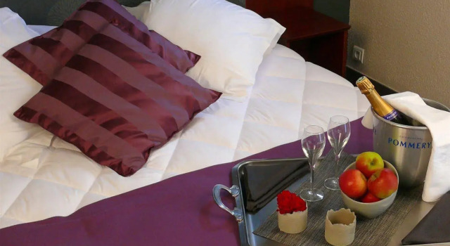 Hotel Melaine, Rezerwuj Hotel Bono Bretania