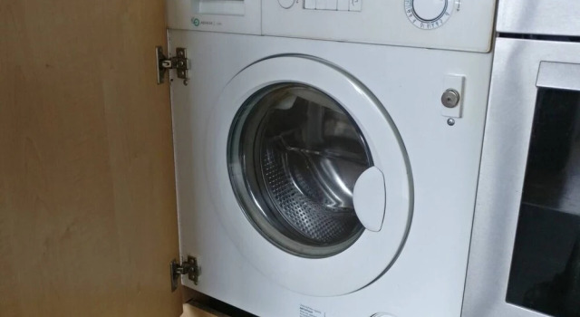Beautiful City Centre 2-bed Apartment With Balcony