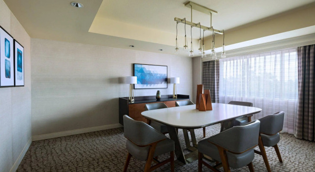 Люкс The Woodlands Waterway Marriott Hotel and Convention Center