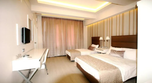 Номер Standard с видом на город Kent Hotel