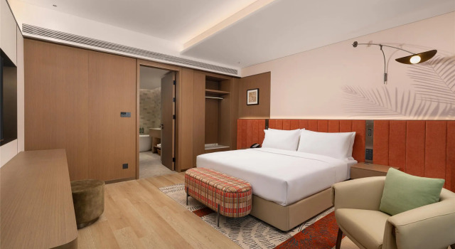 Люкс Deluxe Hilton Garden Inn Dali Erhai Park