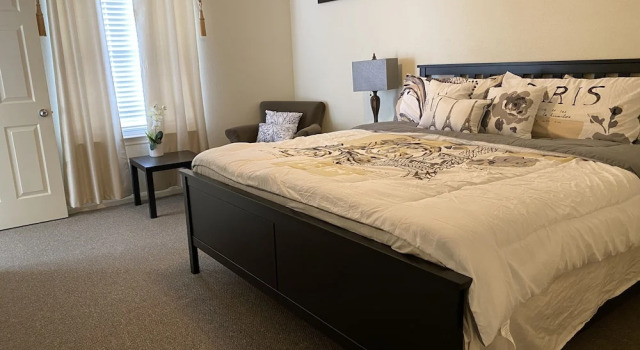 You have entire home - 2 bedrooms condo, Book Hotel Westchase Houston