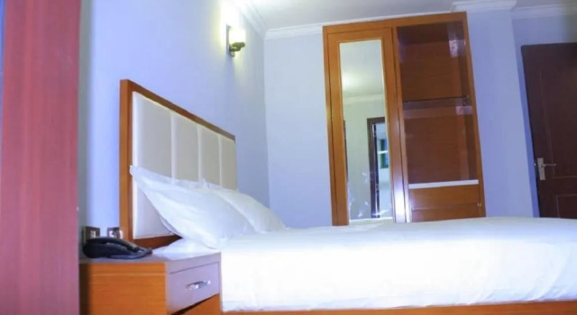 Апартаменты Business Golden Park Apartment Hotel