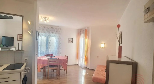 Appartement Lamalou-les-Bains, 2 pièces, 2 personnes - FR-1-451-21, Забронировать Апартаменты/квартира Апартаменты Ламалу-ле-Бен, Апартаменты/квартира