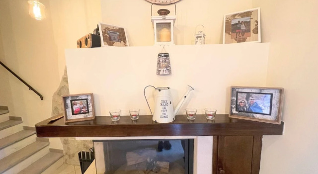 Elegant Apt Spoleto A1 Train Station 2 kms Sleeps 6, Varaa Hotelli Spoleto Umbria
