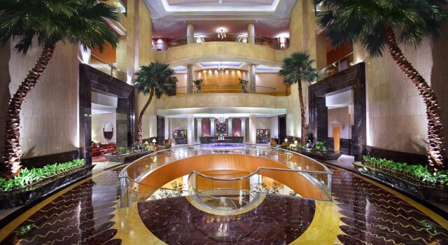 The Ritz-Carlton Jakarta, Mega Kuningan