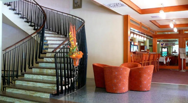 Hotel Sorea SNP, Rezervovat Hotel Hotely v Žilinský kraj s parkováním, Parkování
