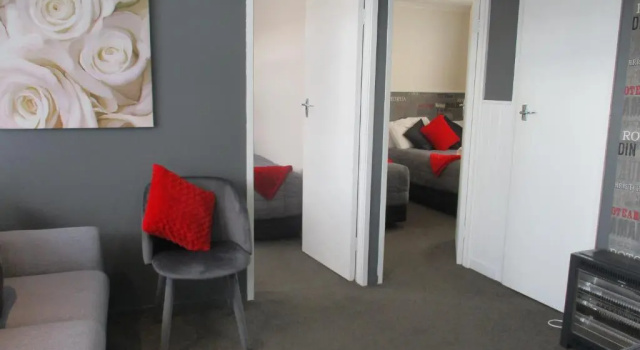 Апартаменты с 2 комнатами High Street Living Motel