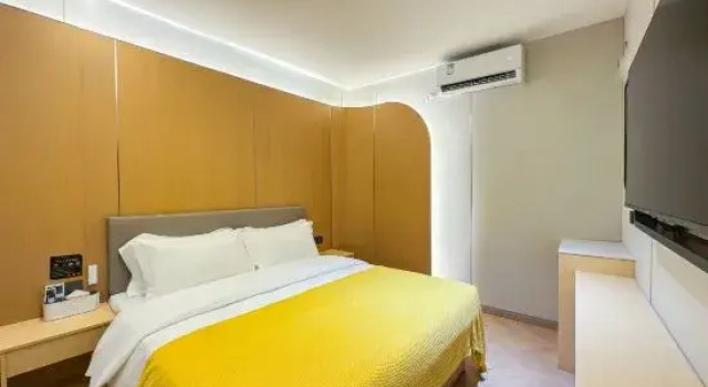 Люкс Lanqi Residence Hotel (Chaozhou Raoping Fengjiang Plaza)