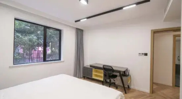 Люкс с 2 комнатами Shude Homestay (Jing'an Temple)