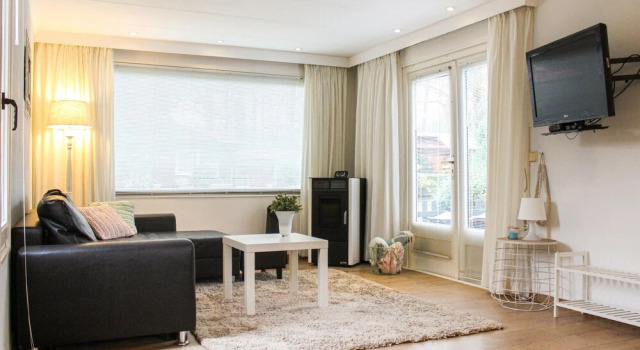 Stunning Home in Lanaken With 2 Bedrooms and Outdoor Swimming Pool, Prenota Hotel Hotel a Flanders con parcheggio, Parcheggio