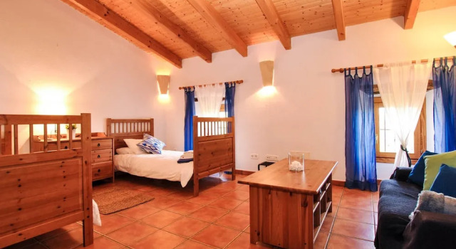 Authentic Rustic Finca With Private Pool Centrally Located, Book Hotel Santa Maria del Camí Majorca