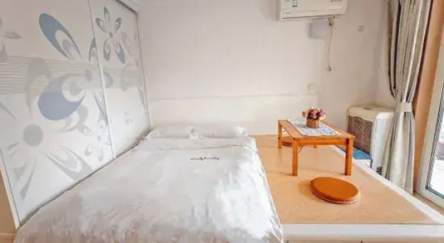 Люкс Comfort Bailuhai Apartment (Qingdao May Fourth Square Qingdao University Branch)