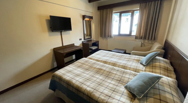 Ladonia Hotels Beceren Uludağ, Rezervovat Hotel Uludag Marmara Region, poblíž Karinna