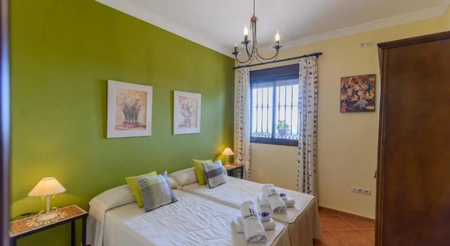 Villa Gema Antequera - La Joya by Ruralidays, Varaa Villa Mökit kohteessa Malaga Province, Mökki