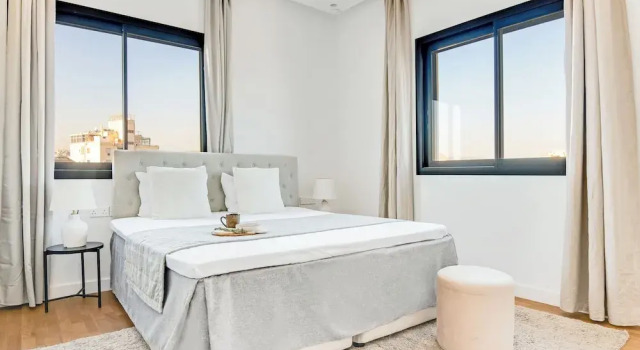 Апартаменты с 2 комнатами с балконом и с видом на город Sanders Crystal 2 Limassol