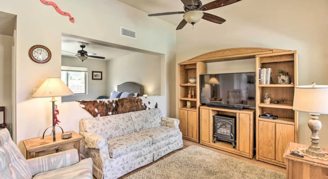 Lovely Tucson Home w/ Private Pool & Hot Tub!, Rezerwuj Dom wakacyjny Tucson Arizona