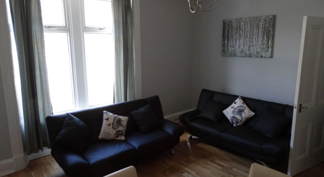 Portum -John St Apartment