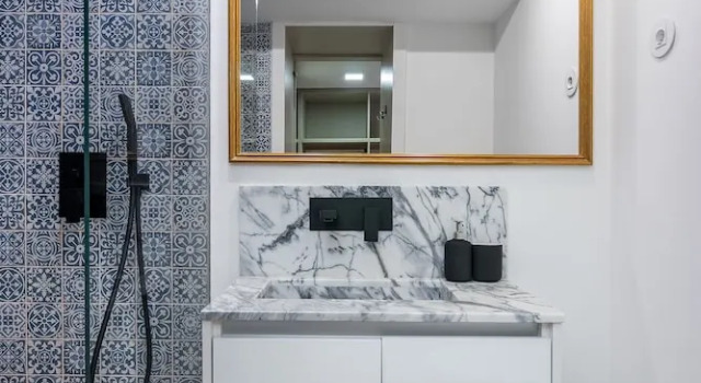 Апартаменты Great Location & Family Apartment