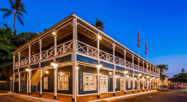 Best Western Pioneer Inn, Забронировать Отель Отели West Maui с парковкой, Парковка