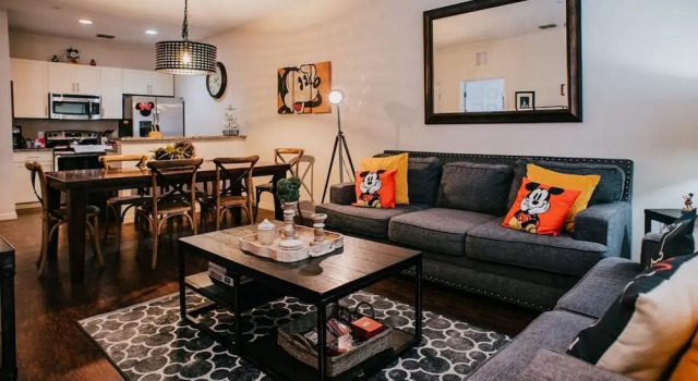 Апартаменты Family House With Amazing Themed Rooms