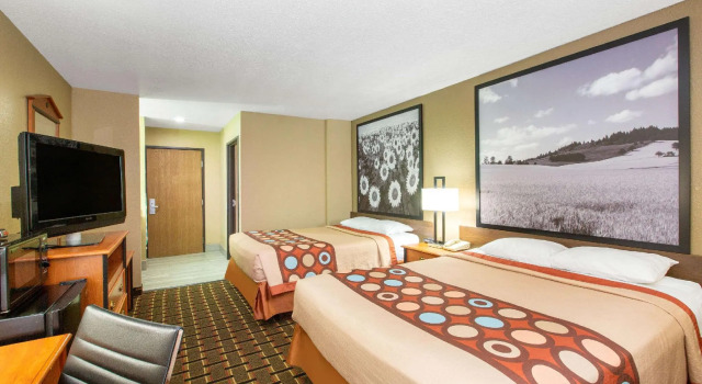 Четырёхместный номер Standard Super 8 by Wyndham Ottawa