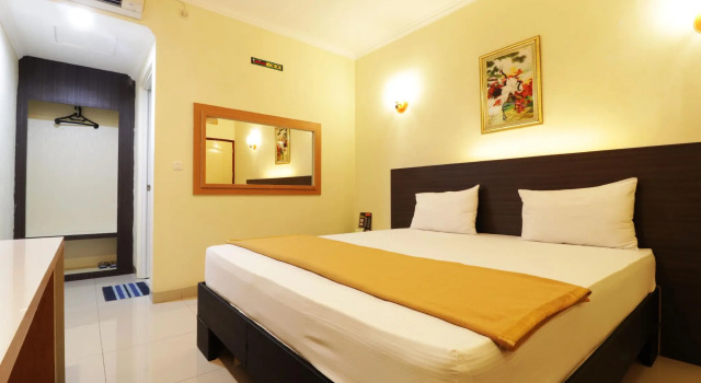Hotel Golden Sari, Book Hotel Hotels in Sulawesi with Parking, Parking