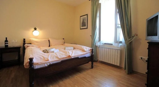 Kalin Hotel, Prenota Hotel Lazaropole Mavrovo and Rostushe