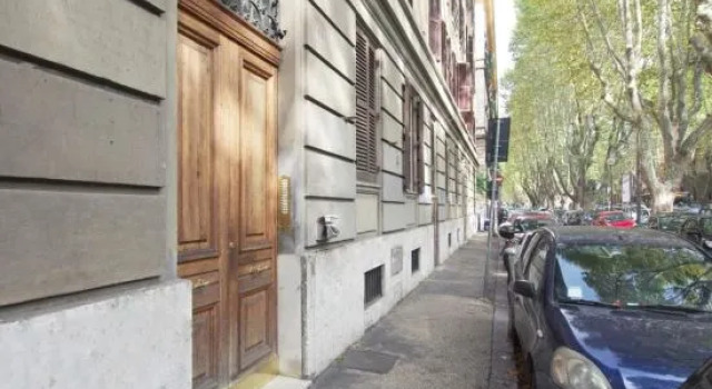 La Petit Maison Prés Du Vatican, Забронировать Отель Отели Рима с парковкой, рядом с Собор Святого Петра, Парковка