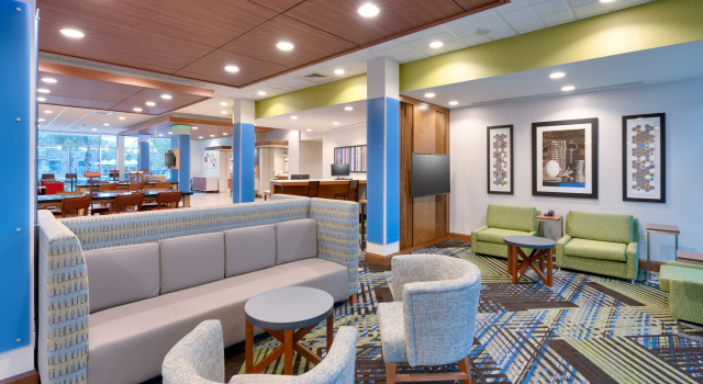 Holiday Inn Express & Suites - Gainesville I-75 by IHG, Забронировать Отель Гейнсвилл штат Флорида