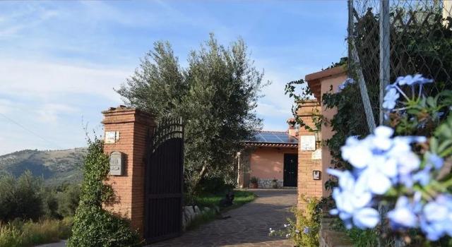 B&B A Casa di Silvia, Rezervovat Penzión se snídaní Hotely v Lazio s parkováním, Parkování