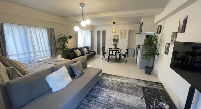 Апартаменты Luxury Oak Stay Shimokitazawa