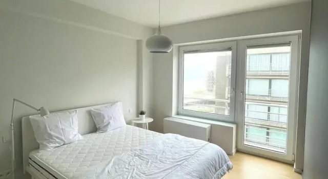 Апартаменты Apartment by Epernay Square With Sea View