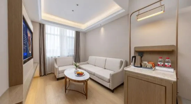 Люкс Deluxe Vienna Hotel (Dingxi Railway Station Branch)