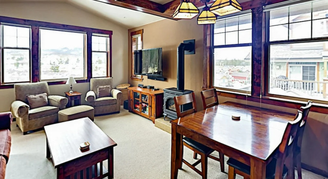 85 Cozens Pointe - 2 Br Townhouse
