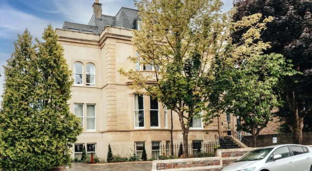 Redland Suites - Apartment 8