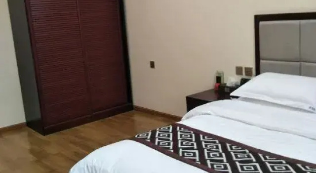 Xuetuteng Hotel, Varaa Hotelli Sertar Sichuan
