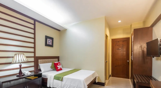 ZEN Rooms JJ's Seafood Tagbilaran
