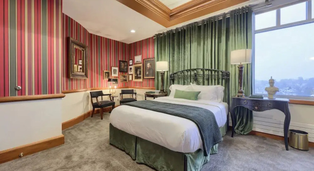 Номер Luxury The Executive Suites and Venue